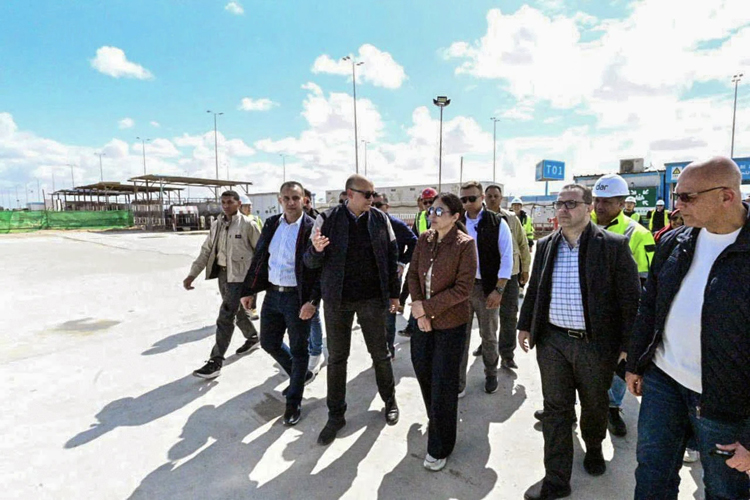 埃及住房部部长视察阿拉曼新城项目及湖心岛项目-1.jpg 埃及住房部部长视察阿拉曼新城项目及湖心岛项目-1.jpg