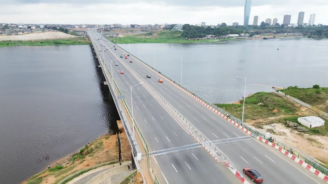 科特迪瓦阿比让四桥项目通过终验332 (1).jpeg