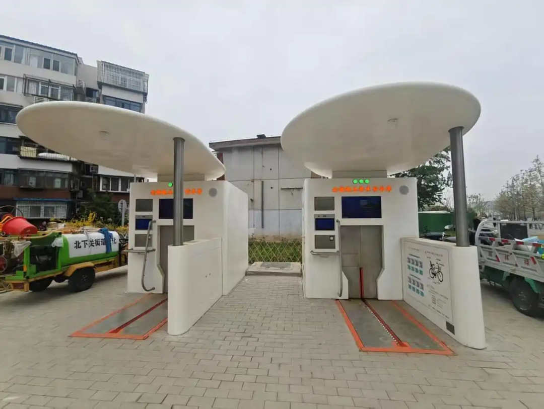 北京首个自行车地下立体智能停车库投入使用.png 北京首个自行车地下立体智能停车库投入使用.png