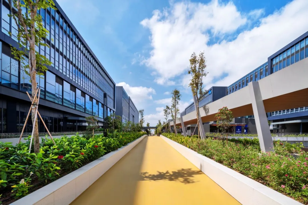中国建筑承建的Bulim Square项目荣获BCA 2026年度最佳建筑项目奖4.png