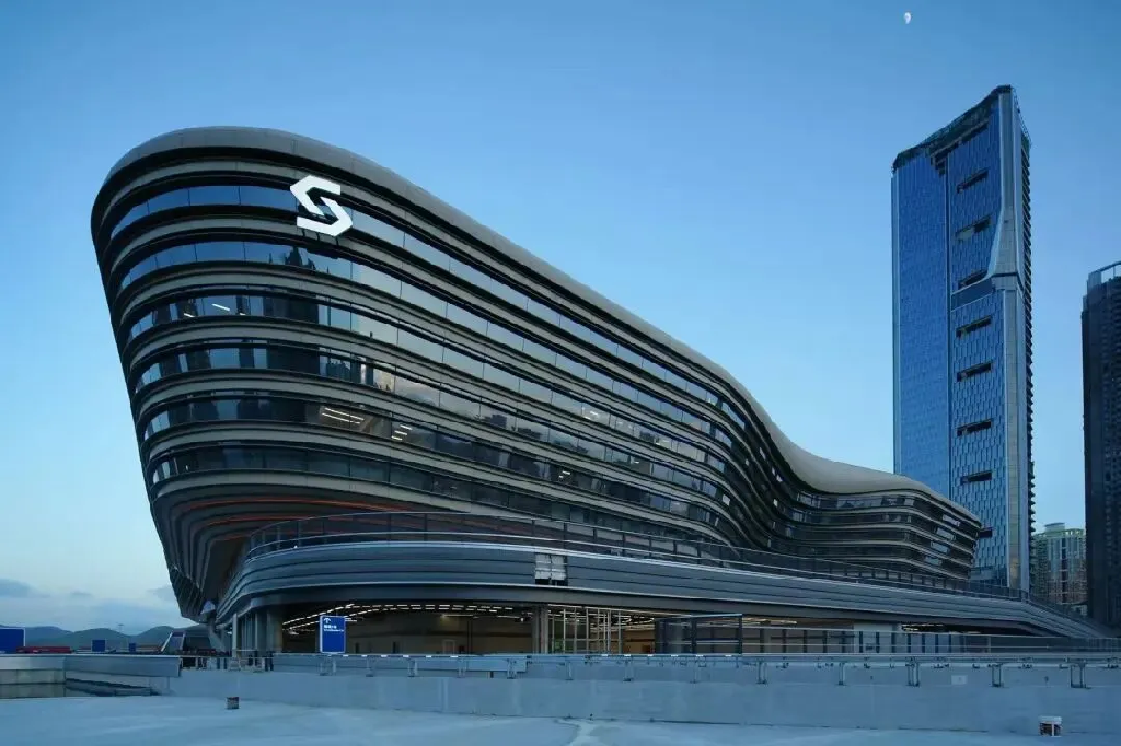 中国建筑承建的皇岗口岸正式开通-1.png 中国建筑承建的皇岗口岸正式开通-1.png